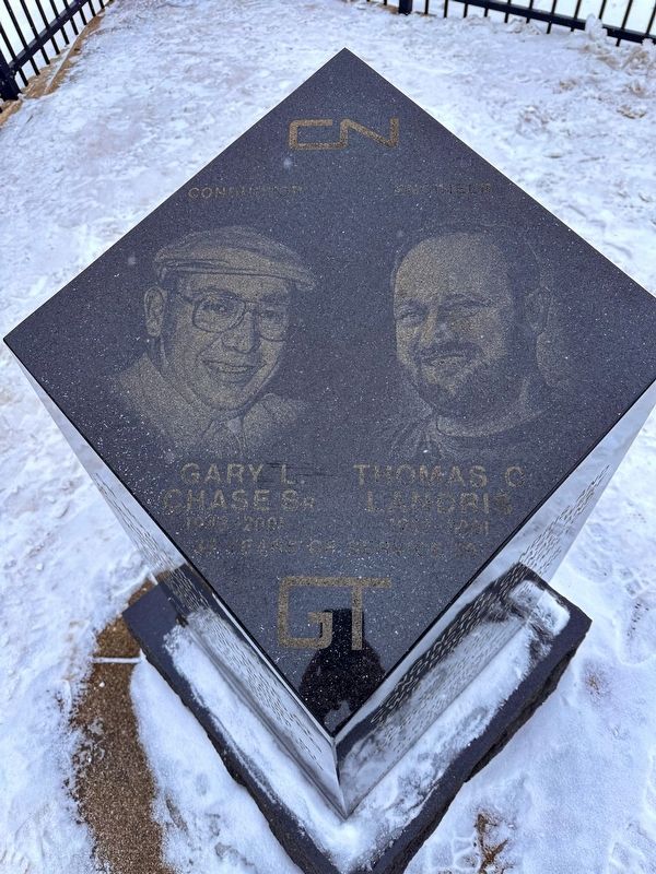 Train E243 Collision Marker image. Click for full size.