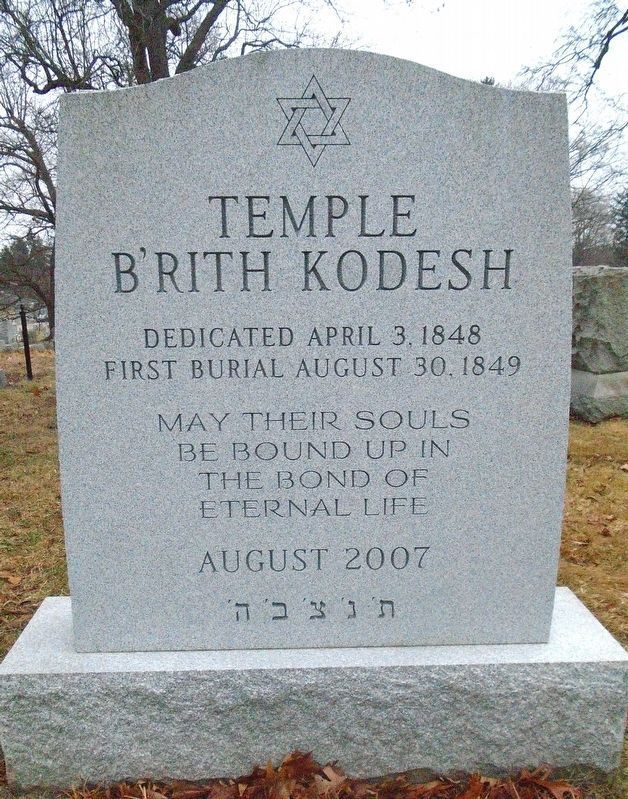 Temple B'rith Kodesh Burial Plot Marker image. Click for full size.