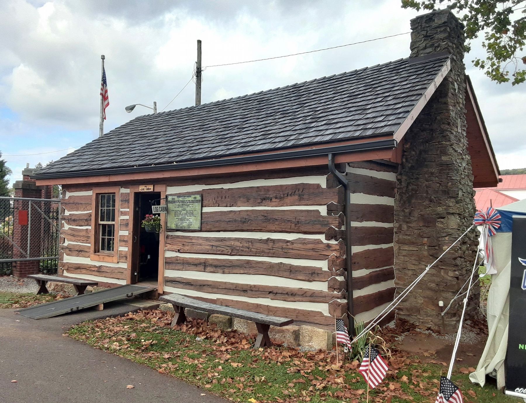 Pioneer Log House (Restored) image. Click for full size.