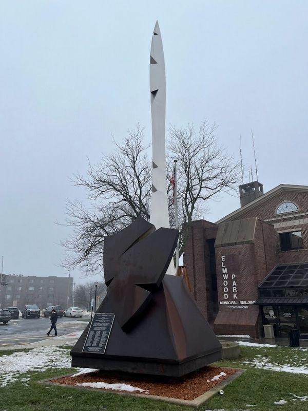 "Peace" sculpture. Click for full size. "Peace" sculpture image. Click for full size.