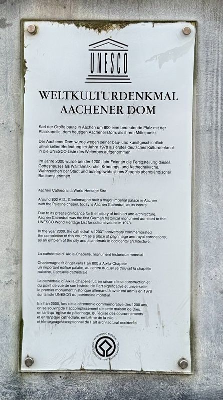Aachener Dom / Aachen Cathedral / La Cathedrale de Aix-la-Chapelle Marker image. Click for full size.