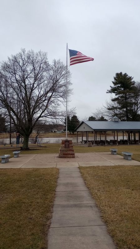 Greenwich Veterans Memorial image. Click for full size.