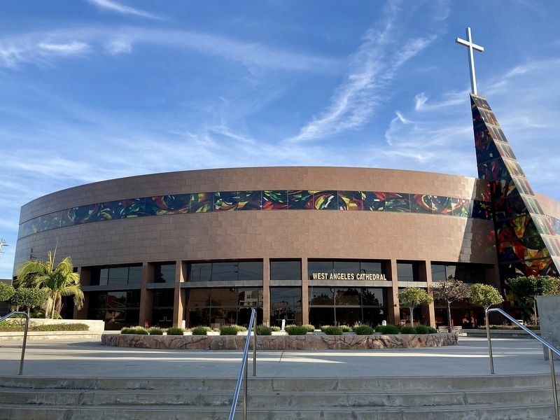 West Angeles Cathedral. Click for full size. West Angeles Cathedral image. Click for full size.