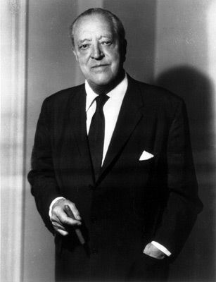 Ludwig Mies van der Rohe (1886-1969) image. Click for full size.