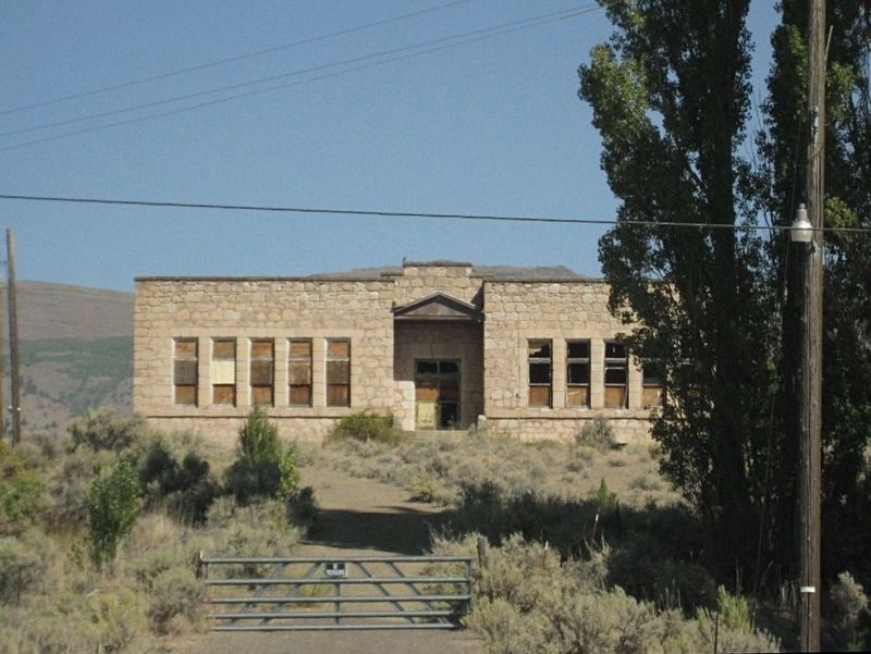 Abandoned School at Fort Bidwell image. Click for full size.
