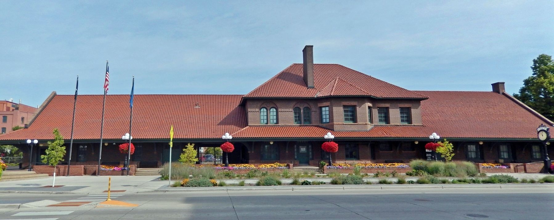 Northern Pacific Railroad Depot (<i>south/front elevation</i>). Click for full size. Northern Pacific Railroad Depot (<i>south/front elevation</i>) image. Click for full size.