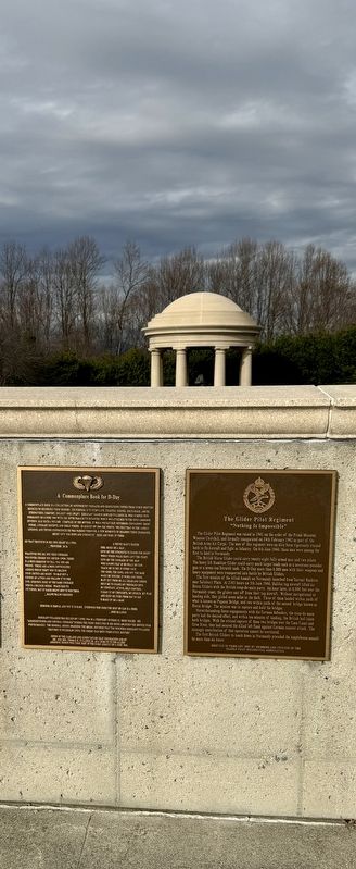 The Glider Pilot Regiment Marker (right) image. Click for full size.