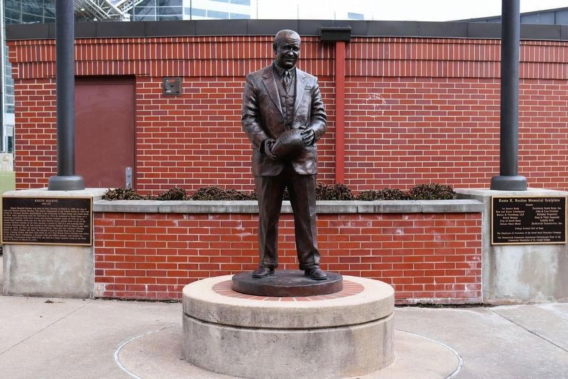 Knute Rockne Statue and Marker image. Click for full size.