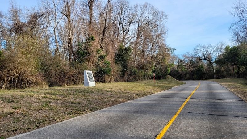 The view of the Allen Thomas Marker along the park road. Click for full size. The view of the Allen Thomas Marker along the park road image. Click for full size.
