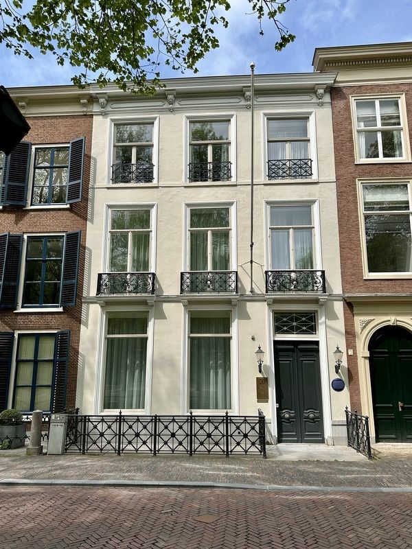 Lange Voorhout 20 and Marker. Click for full size. Lange Voorhout 20 and Marker image. Click for full size.