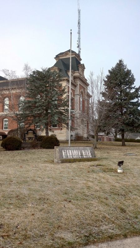 Benton County American Revolution Memorial image. Click for full size.