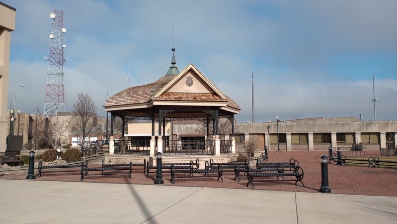 The White County Bandstand image. Click for full size.