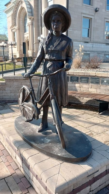 The Little Girl with her Bike; Marie Sturat Edwards Statue image. Click for full size.