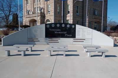 Veterans Memorial Plaza image. Click for full size.