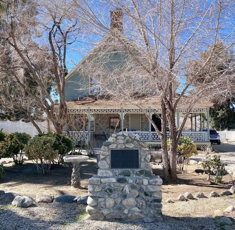 Stagecoach House and Marker. Click for full size. Stagecoach House and Marker image. Click for full size.