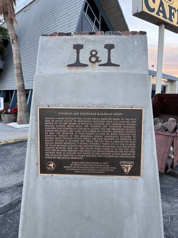 T & T Railroad Shops Marker image. Click for full size.