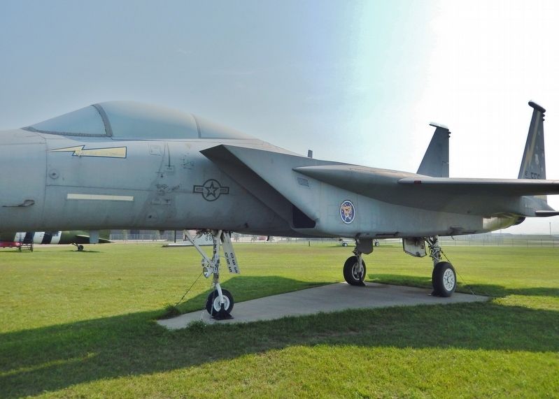 McDonnell Douglas F-15 "Eagle" image. Click for full size.