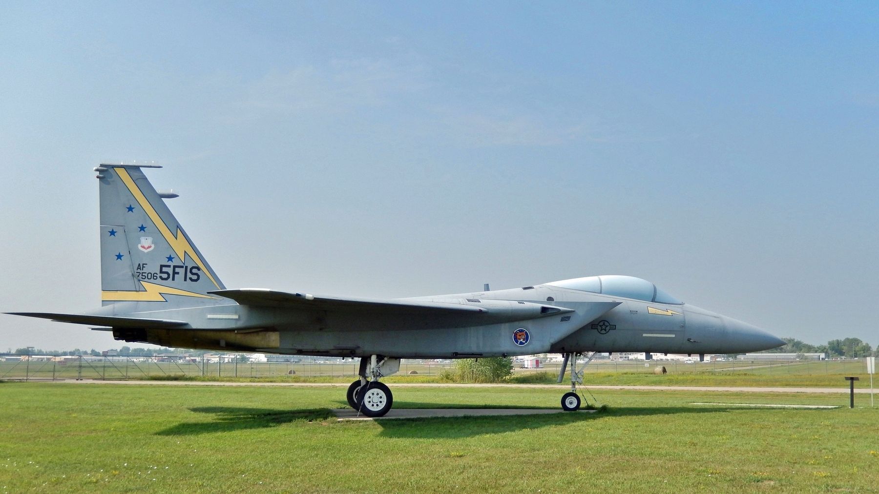 McDonnell Douglas F-15 "Eagle" image. Click for full size.