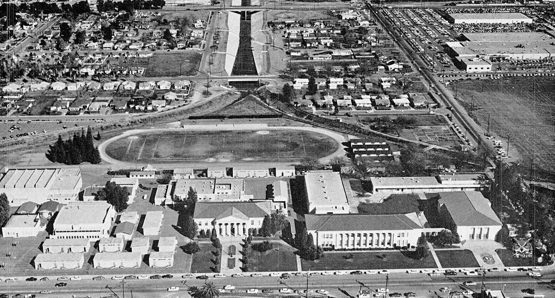 Canoga Park High School - 1959 image. Click for full size.