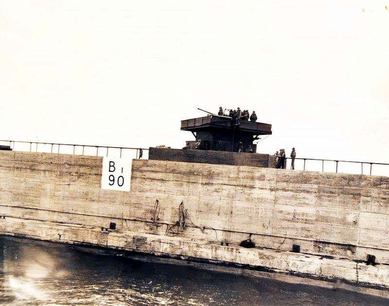 The Phoenix (sectional concrete breakwater) image. Click for full size.
