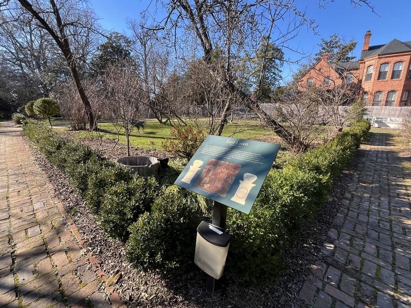 East Lawn Marker. Click for full size. East Lawn Marker image. Click for full size.