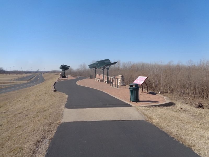 Missouri River Greenway - Monarch-Chesterfield Levee Trail Marker image. Click for full size.