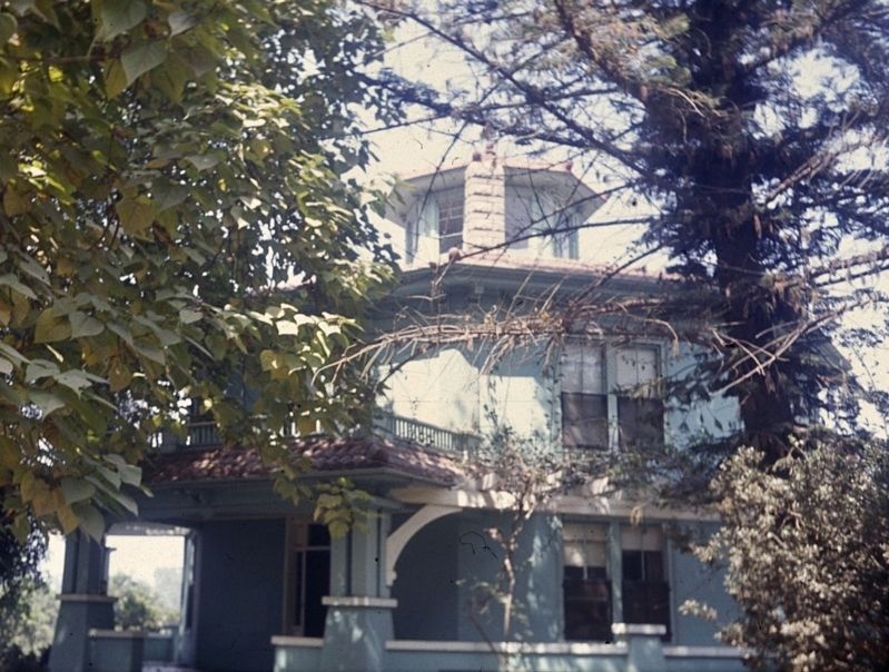 Octagon House - 1962 image. Click for full size.