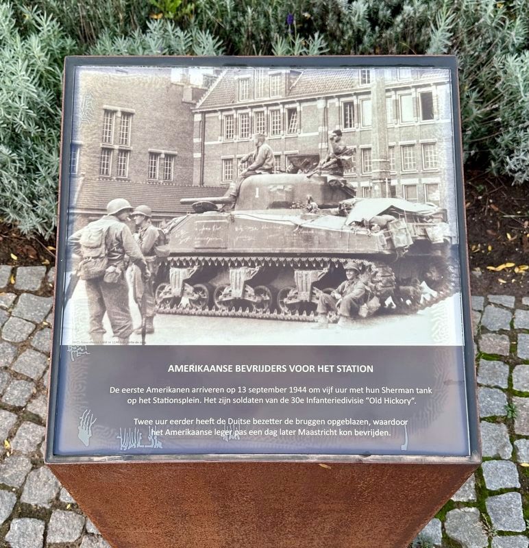 Herdenkingsplein (11): Amerikaanse Bevrijders / American Liberators Marker image. Click for full size.