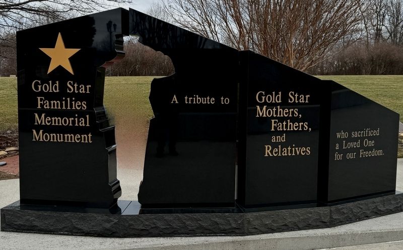Gold Star Families Memorial Monument Marker image. Click for full size.