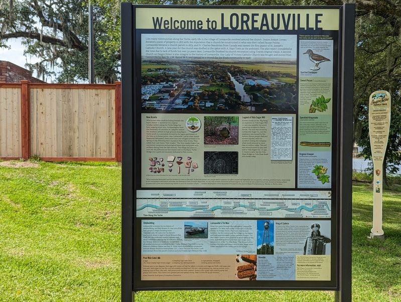 Welcome to Loreauville Marker image. Click for full size.