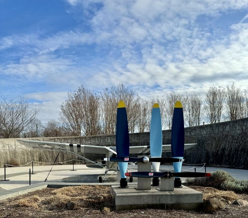 C-46 propeller blades. Click for full size. C-46 propeller blades image. Click for full size.