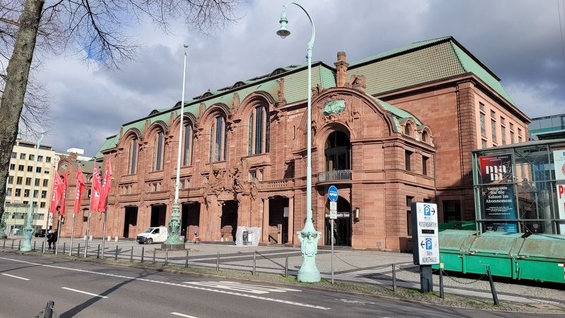 The view of the Rosengarten from across the street image. Click for full size.