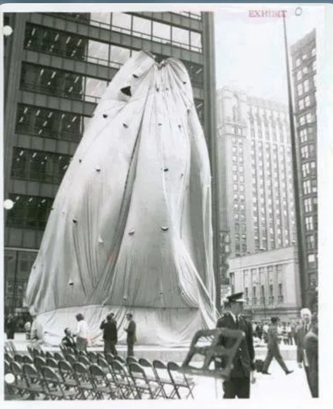 Chicagos Picasso awaits its unveiling image. Click for full size.