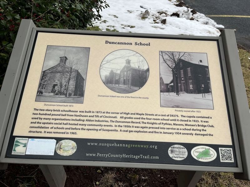 Duncannon School Marker. Click for full size. Duncannon School Marker image. Click for full size.