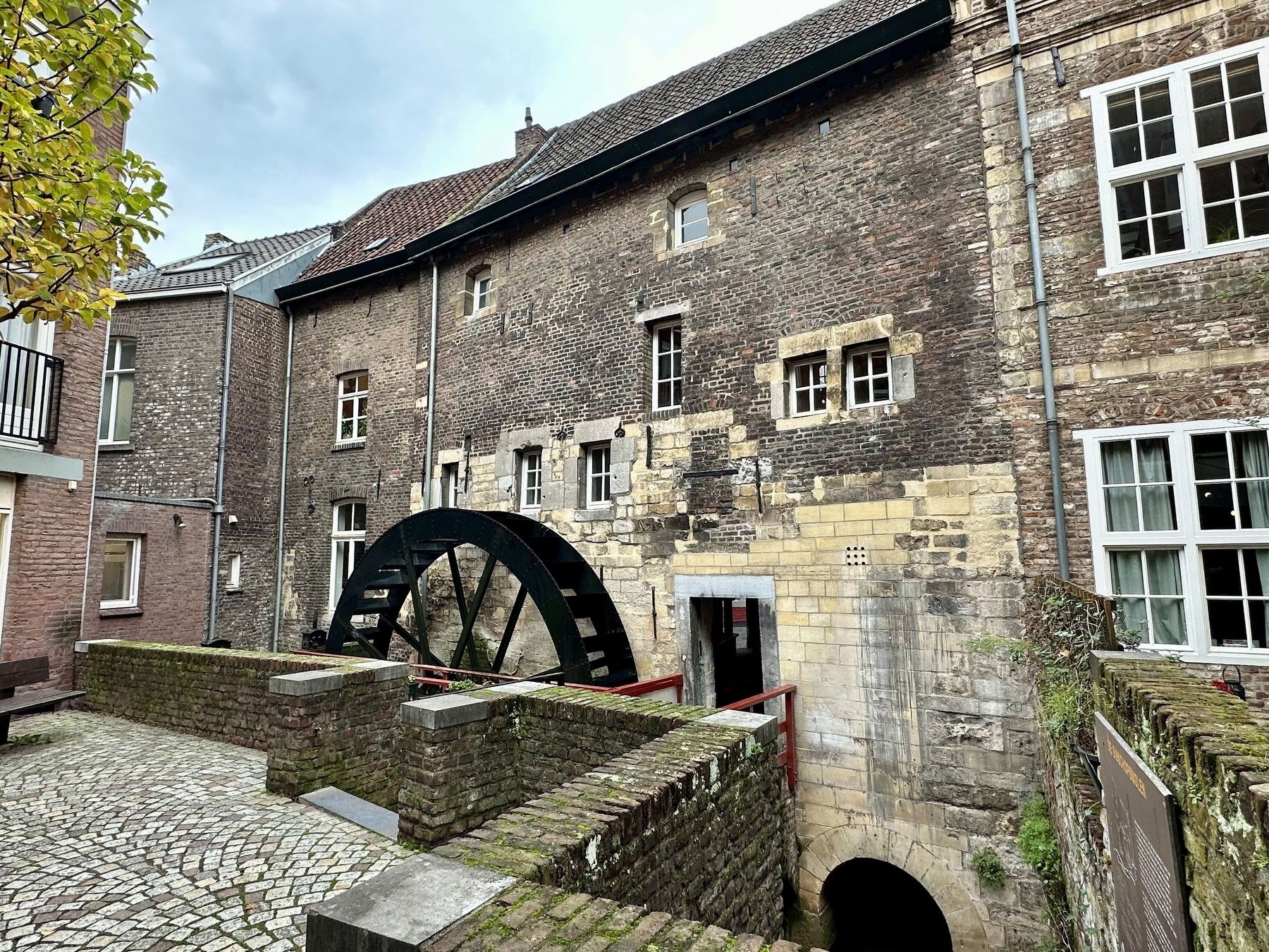 De Bisschopsmolen / The Bishop�s Mill Marker - wide view image. Click for full size.