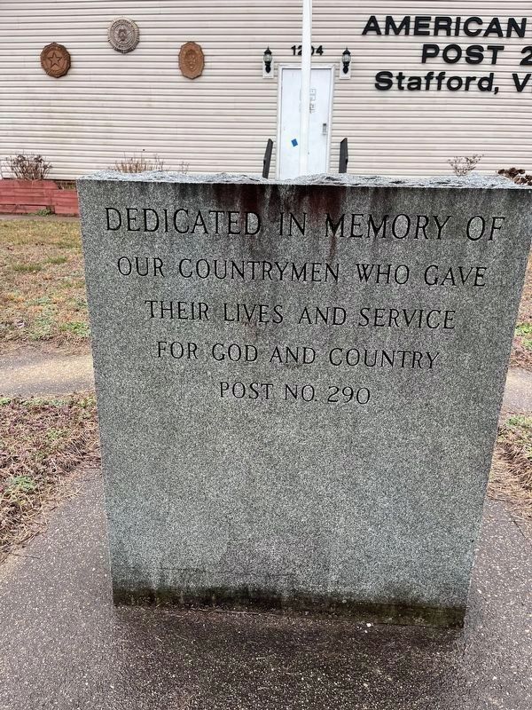 Veterans Memorial [Front inscription] image. Click for full size.