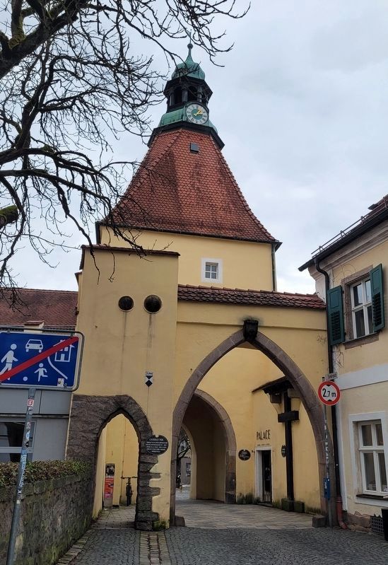 The view of the Lower Gate Tower and Marker from outside the wall image. Click for full size.