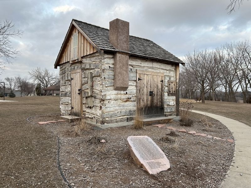 Nels Nelson Graff Cabin & Marker image. Click for full size.
