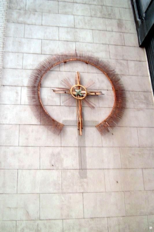 Ecclesiastic art. Click for full size. Ecclesiastic art image. Click for full size.