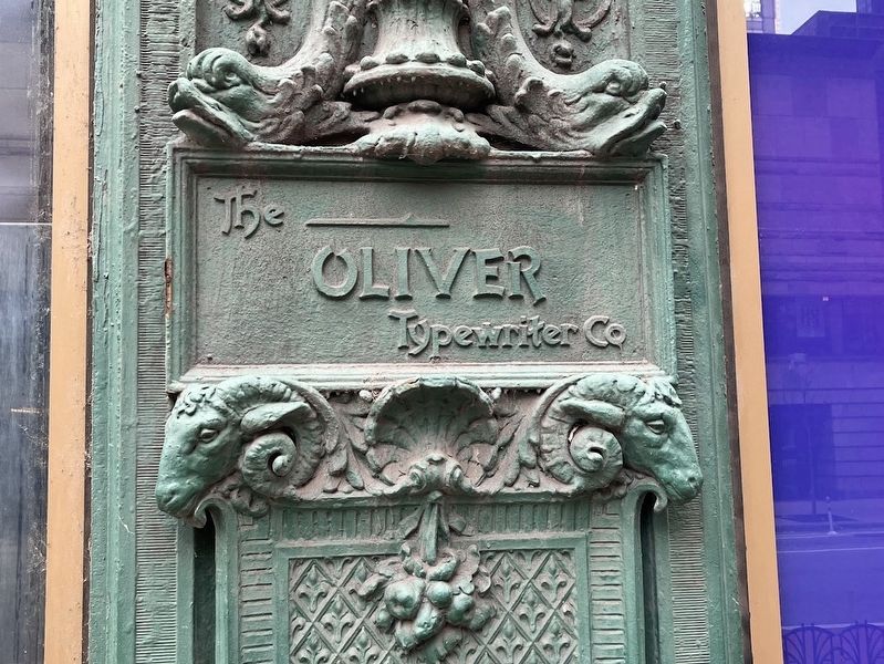 Oliver Building ornamentation image. Click for full size.