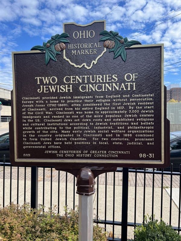 Two Centuries of Jewish Cincinnati side of marker image. Click for full size.