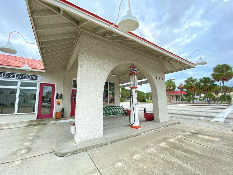 Standard Oil Filling Station Marker image. Click for full size.