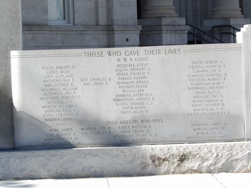 Marion County War Memorial (World War II & Korean War) image. Click for full size.