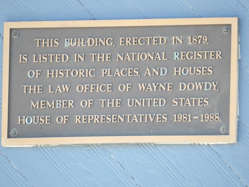 Magnolia Hall Marker image. Click for full size.