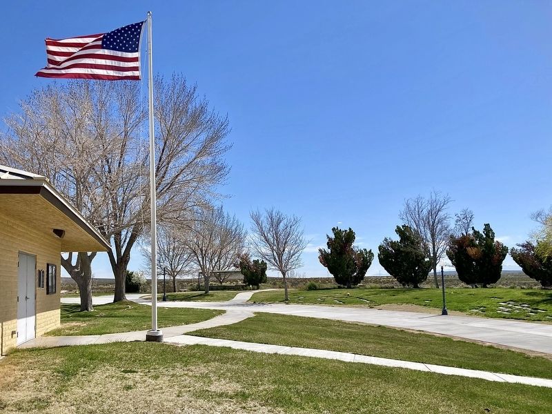 California City Memorial Cemetery image. Click for full size.
