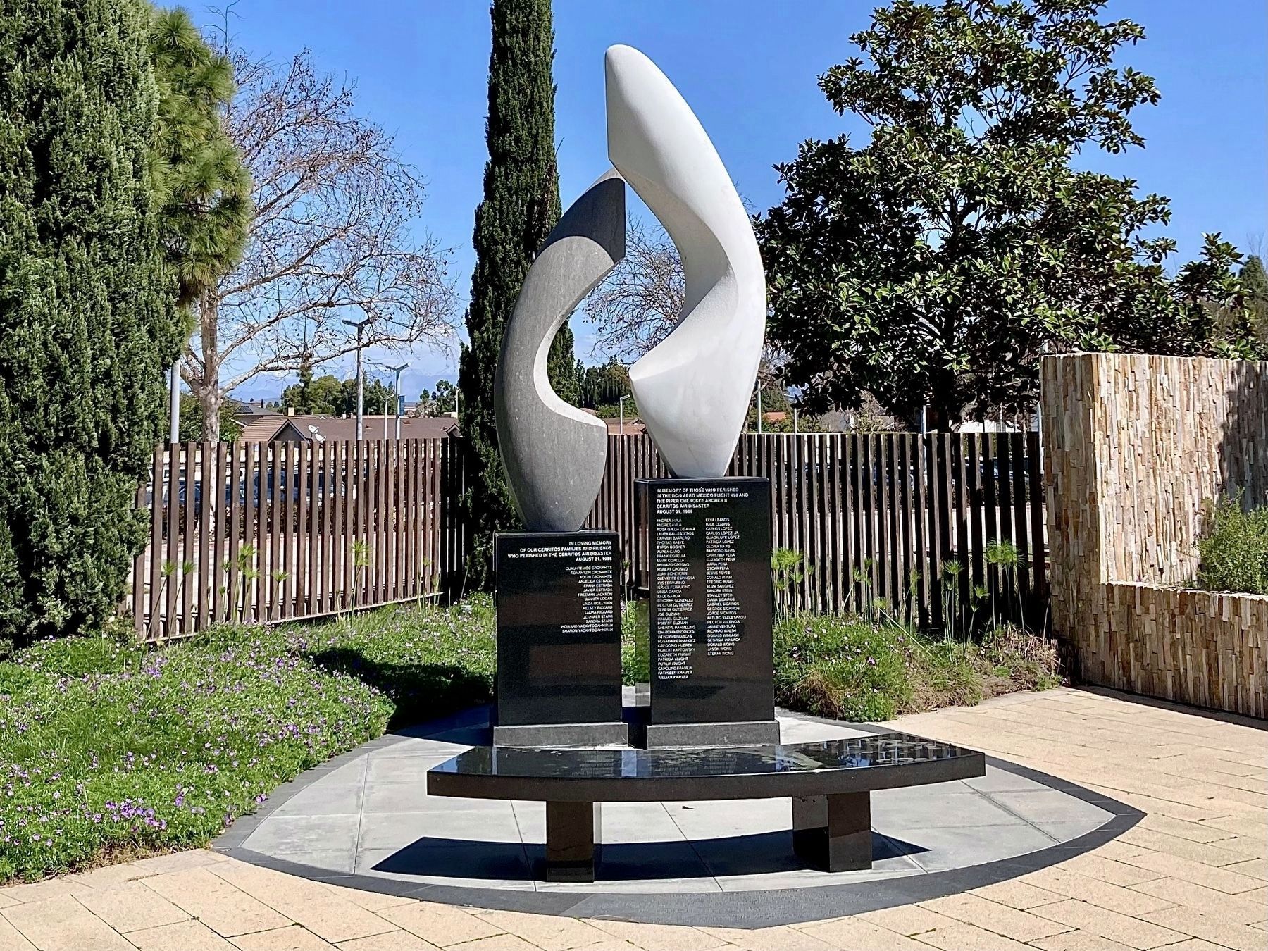 Cerritos Air Disaster Memorial. Click for full size. Cerritos Air Disaster Memorial image. Click for full size.