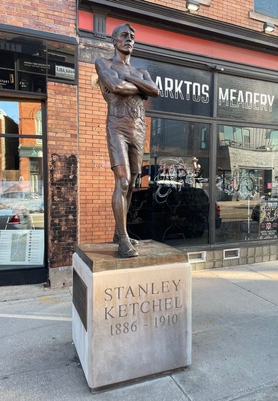 Stanley Ketchel Statue image. Click for full size.