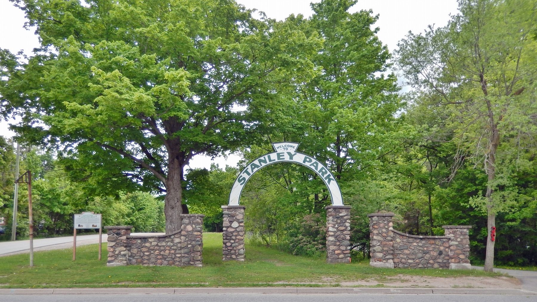 Stanley Park Gates and Arch Marker. Click for full size. Stanley Park Gates and Arch Marker image. Click for full size.