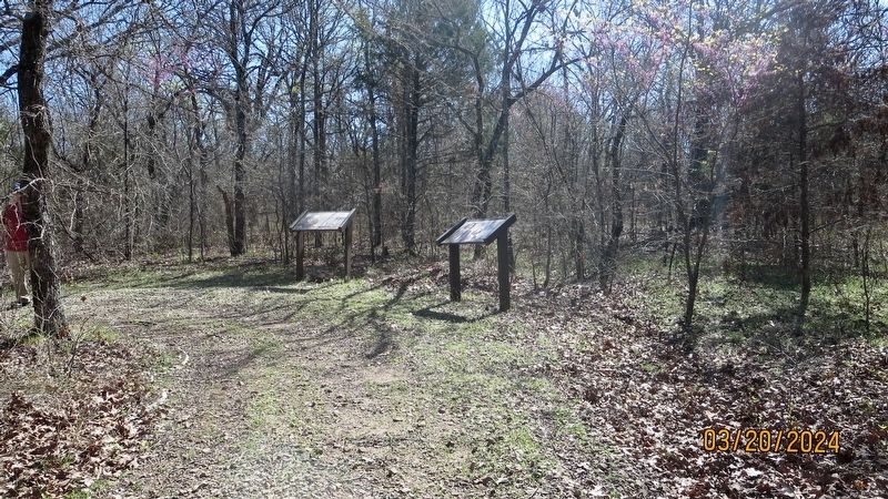 The Confederate Right Marker (on left side). image. Click for full size.