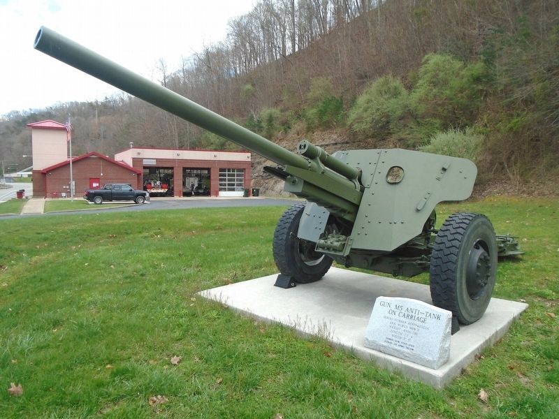 Pikeville Veterans Memorial Park M5 Anti-Tank Gun image. Click for full size.